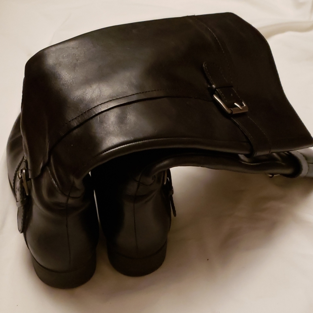 Boots - Picture 2 of 3